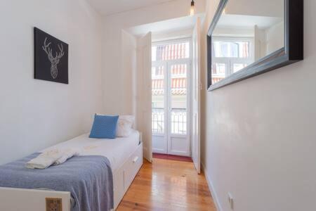 Old Town Chiado Balcony Aircon By Ld Apartments ลิสบอน ภายนอก รูปภาพ
