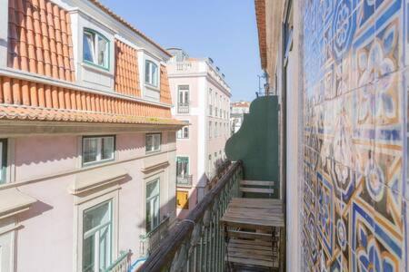 Old Town Chiado Balcony Aircon By Ld Apartments ลิสบอน ภายนอก รูปภาพ