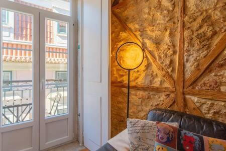Old Town Chiado Balcony Aircon By Ld Apartments ลิสบอน ภายนอก รูปภาพ